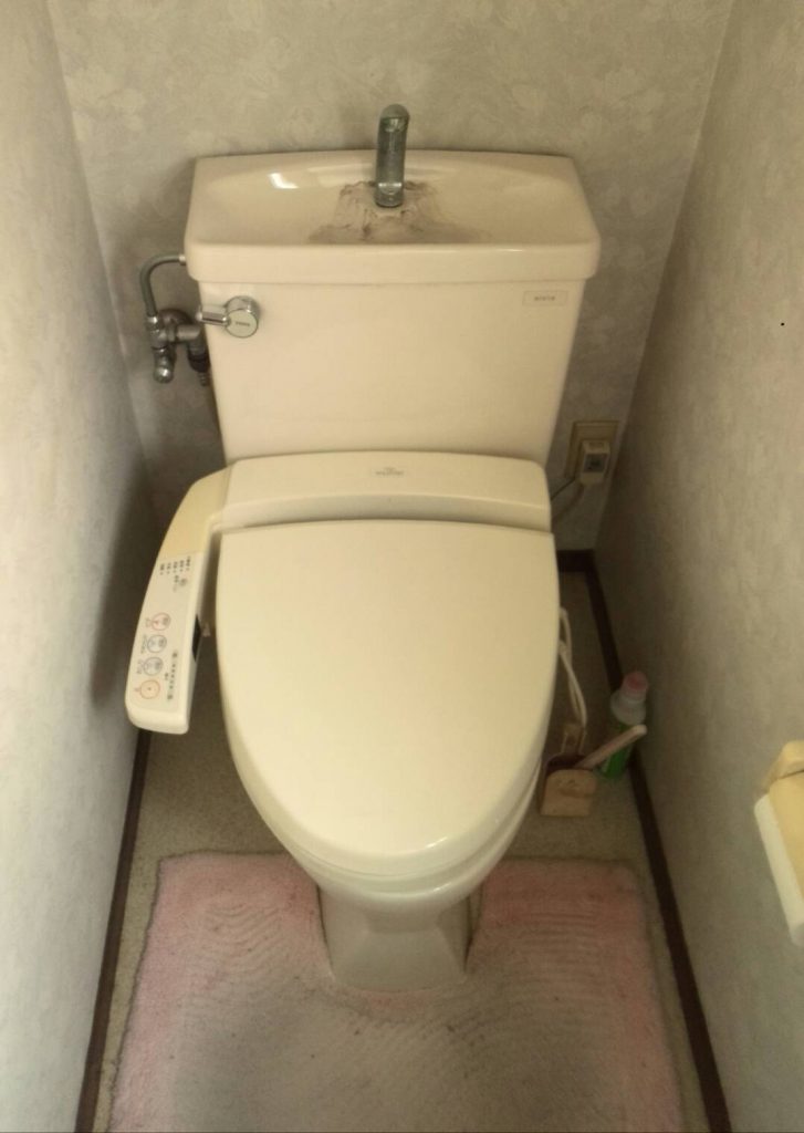 横浜市港北区　トイレ交換の見積