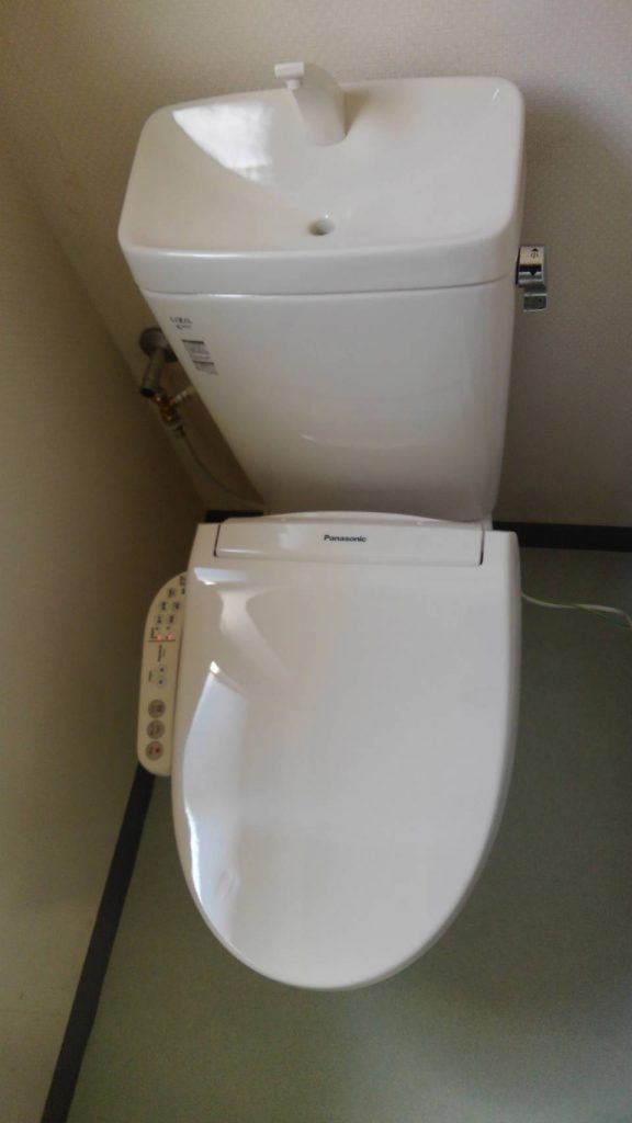 川崎市中原区　トイレ交換工事