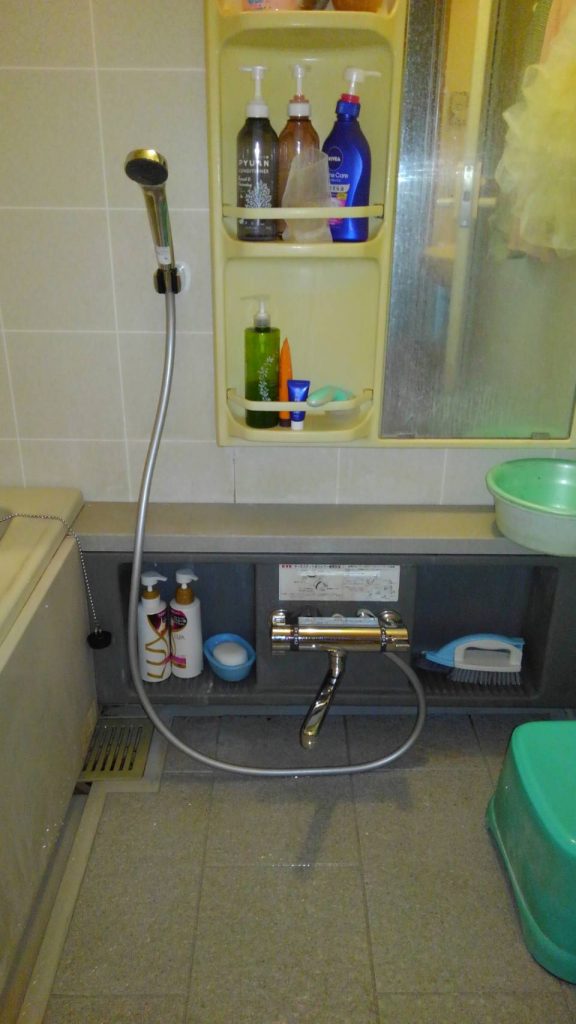 世田谷区　浴室水栓交換工事