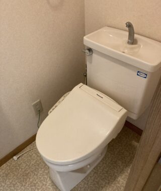 横浜市青葉区　賃貸リフォーム　トイレ工事