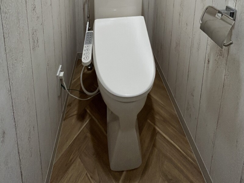 横浜市青葉区　賃貸リフォーム　トイレ工事