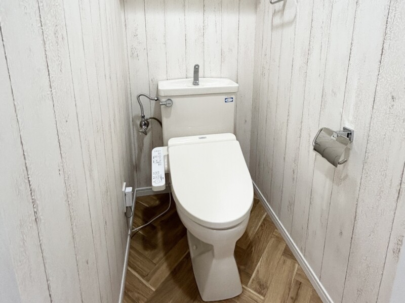 横浜市青葉区　賃貸リフォーム　トイレ工事